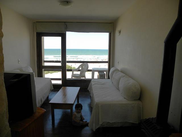 Estar y Balcon Depto 5